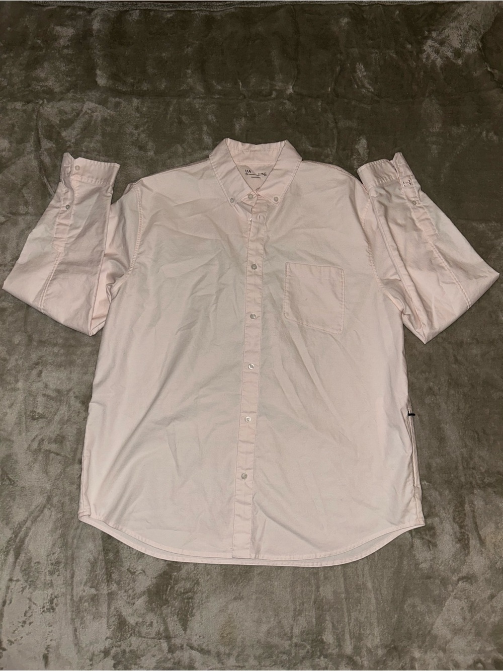 UA Sportswear Men's Light Pink Button-Down Shirt XL with Zip Pocket